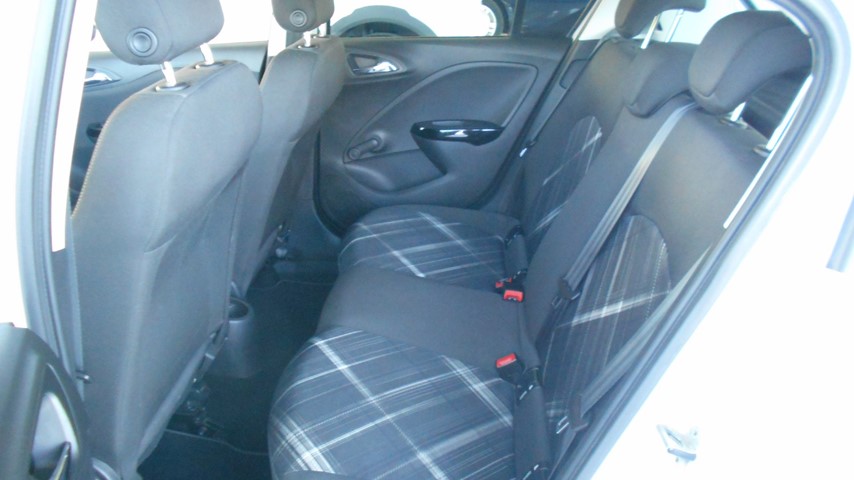 RABLJENO VOZILO OPEL CORSA COLOR EDITION 1.4 MT5 BENZIN