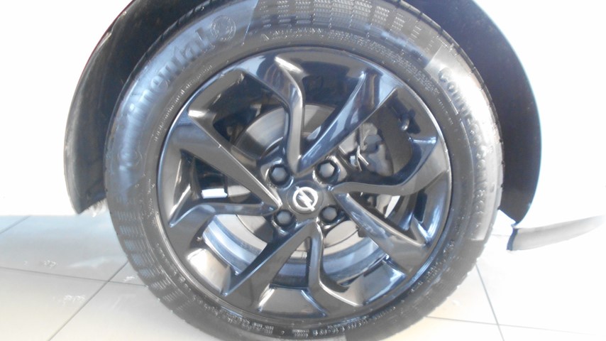 RABLJENO VOZILO OPEL CORSA COLOR EDITION 1.4 MT5 BENZIN