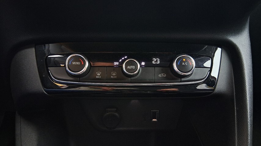 RABLJENO VOZILO OPEL CORSA E- ELEGANCE BATTERY AT Automatski mjenjač ELEKTRIČNI 67072