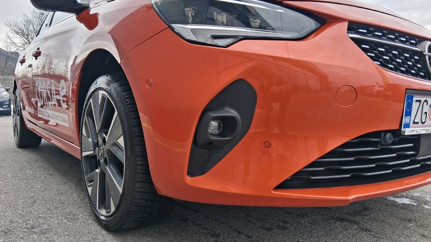 RABLJENO VOZILO OPEL CORSA E- ELEGANCE BATTERY AT Automatski mjenjač ELEKTRIČNI 67072