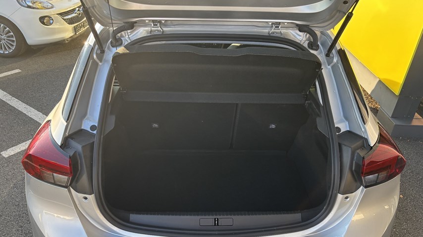 RABLJENO VOZILO OPEL CORSA EDITION 1,2 Mehanički mjenjač BENZIN 81404