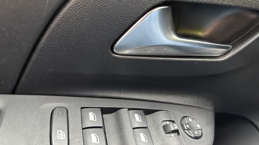 RABLJENO VOZILO OPEL CORSA EDITION 1,2 Mehanički mjenjač BENZIN 81402