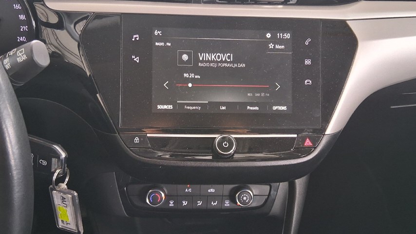 RABLJENO VOZILO OPEL CORSA EDITION 1,2 MT6 Mehanički mjenjač BENZIN 81406