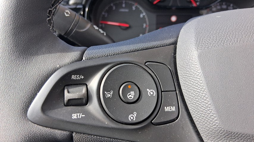 RABLJENO VOZILO OPEL CORSA EDITION 1,2 XEL Mehanički mjenjač BENZIN 81436