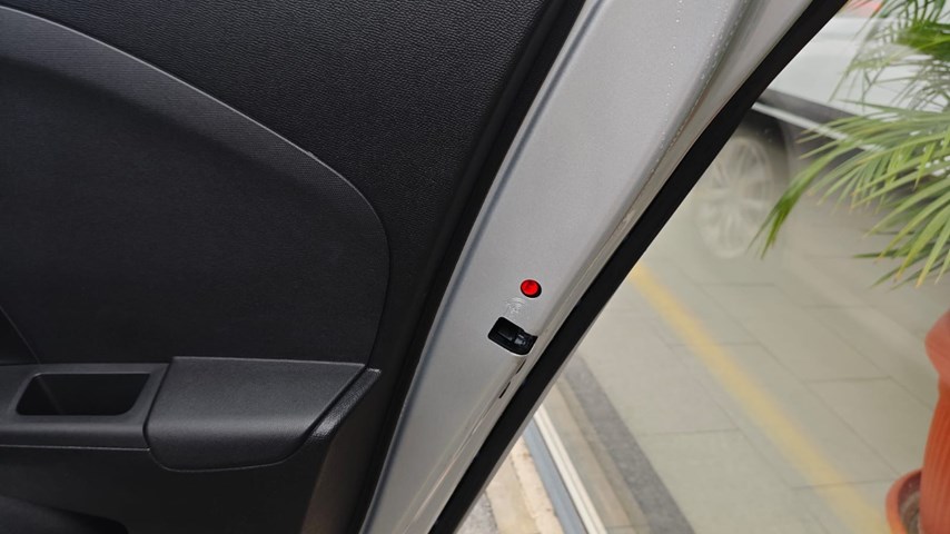 RABLJENO VOZILO OPEL CORSA EDITION 1,2 XEL MT5 Mehanički mjenjač BENZIN 81420