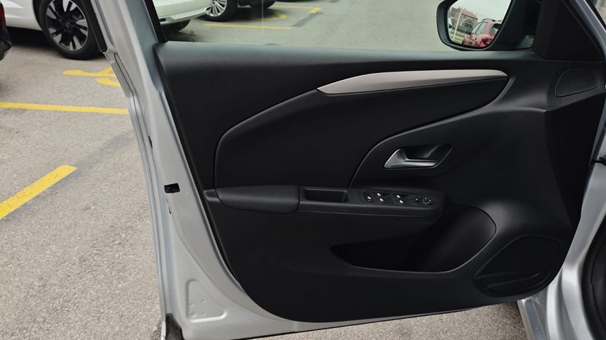 RABLJENO VOZILO OPEL CORSA EDITION 1,2 XEL MT5 Mehanički mjenjač BENZIN 81420