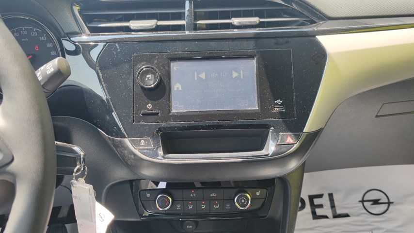 RABLJENO VOZILO OPEL CORSA EDITION F 1,2 XEL MT5 Mehanički mjenjač BENZIN 224161
