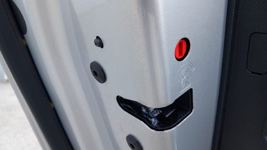RABLJENO VOZILO OPEL CORSA EDITION F 1,2 XEL MT5 Mehanički mjenjač BENZIN 224124