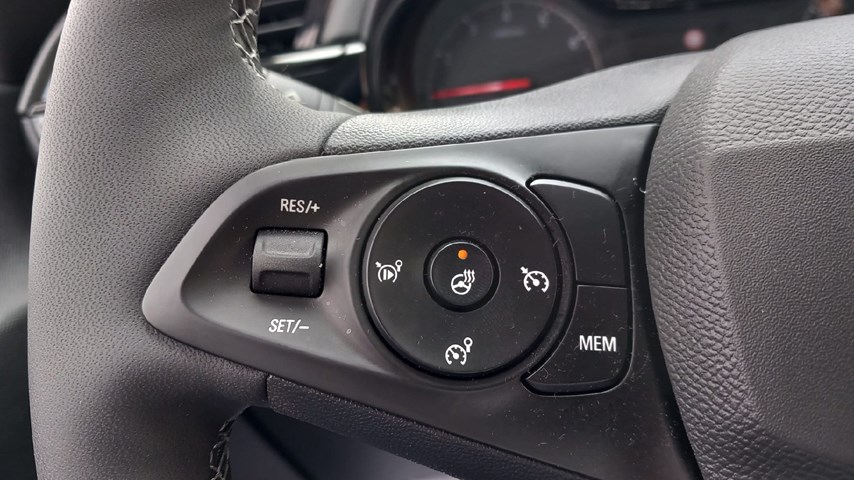 RABLJENO VOZILO OPEL CORSA EDITION F 1,2 XEL MT5 Mehanički mjenjač BENZIN 224124