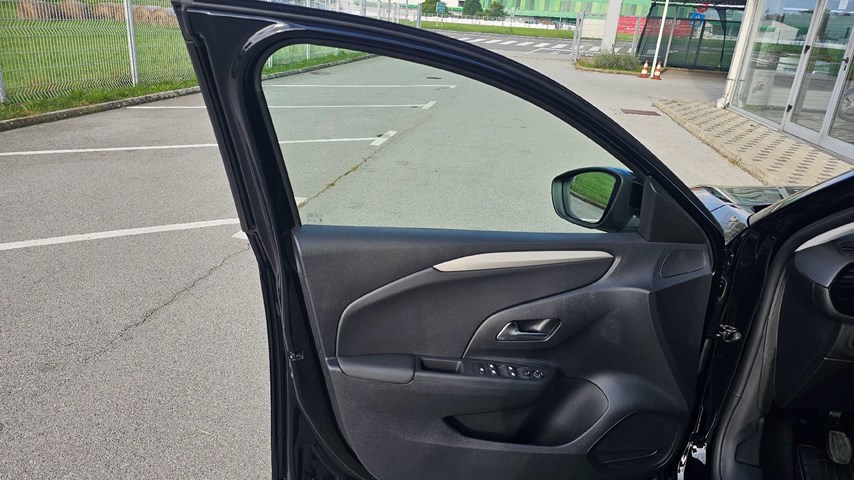 RABLJENO VOZILO OPEL CORSA EDITION F 1,2 XEL MT5 Mehanički mjenjač BENZIN 224134