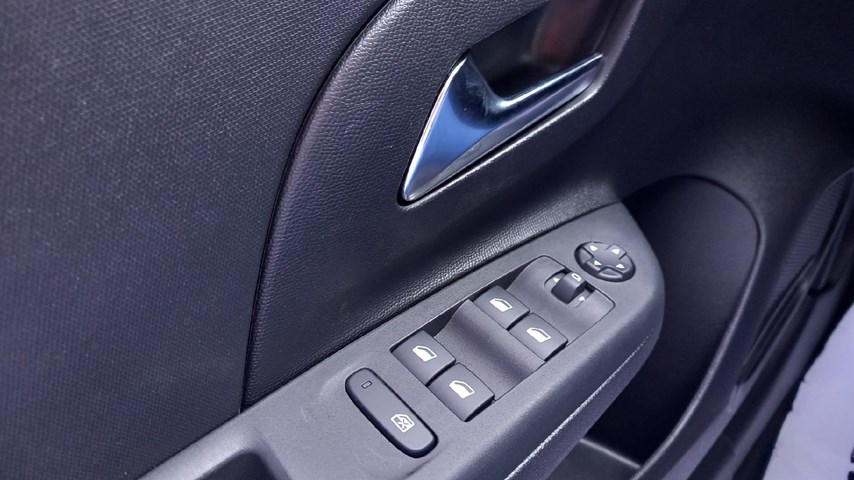 RABLJENO VOZILO OPEL CORSA EDITION F 1,2 XEL MT5 Mehanički mjenjač BENZIN 224149