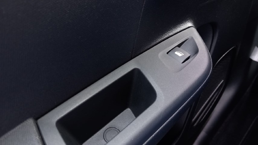 RABLJENO VOZILO OPEL CORSA EDITION F 1,2 XEL MT5 Mehanički mjenjač BENZIN 224149