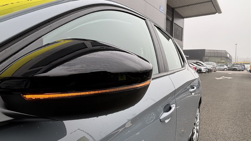 RABLJENO VOZILO OPEL CORSA EDITION F 1,2 XEL MT5 Mehanički mjenjač BENZIN 224625