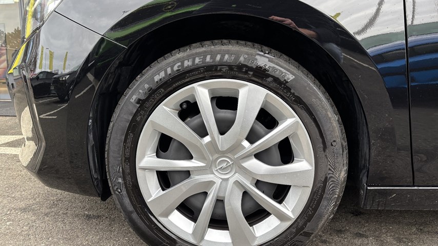 RABLJENO VOZILO OPEL CORSA EDITION F 1,2 XEL MT5 Mehanički mjenjač BENZIN 224628