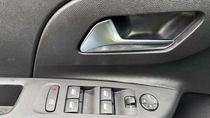 RABLJENO VOZILO OPEL CORSA EDITION F 1,2 XEL MT5 Mehanički mjenjač BENZIN 224629