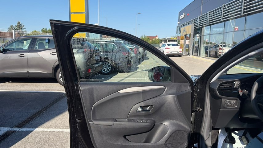 RABLJENO VOZILO OPEL CORSA EDITION F 1,2 XEL MT5 Mehanički mjenjač BENZIN 224134