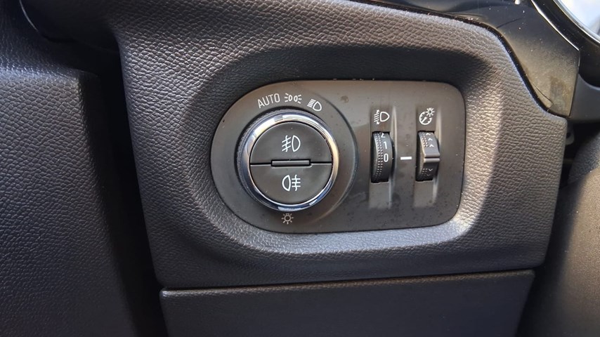 RABLJENO VOZILO OPEL CORSA EDITION F 1,2 XHL MT6 Mehanički mjenjač BENZIN 224556