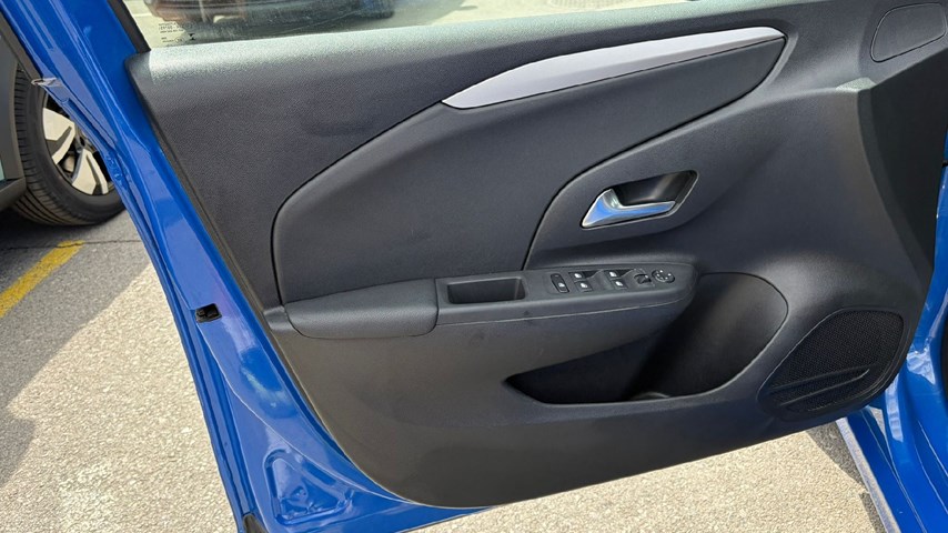 RABLJENO VOZILO OPEL CORSA EDITION F 1,5 DT MT6 Mehanički mjenjač DIESEL 224078