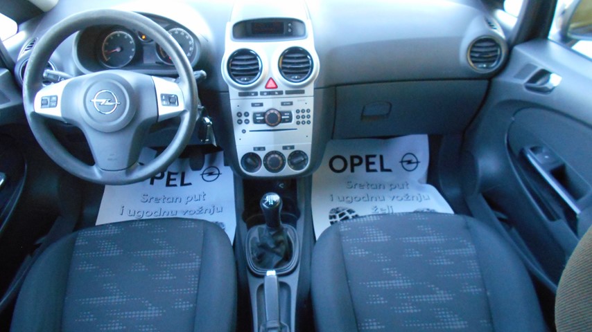 RABLJENO VOZILO OPEL CORSA ESSENTIA 1,2 BENZIN 20693