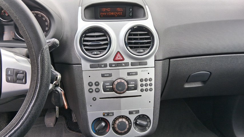 RABLJENO VOZILO OPEL CORSA ESSENTIA 1.2 Mehanički mjenjač BENZIN 20882