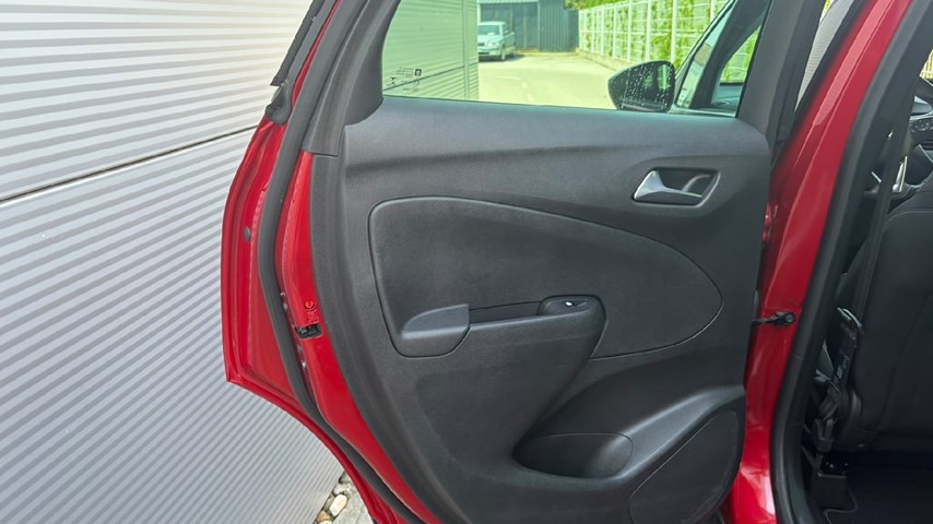 RABLJENO VOZILO OPEL CROSSLAND BLITZ F 1,2 Mehanički mjenjač BENZIN 224493