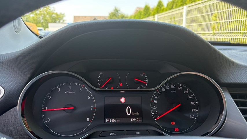 RABLJENO VOZILO OPEL CROSSLAND BLITZ F 1,2 Mehanički mjenjač BENZIN 224493