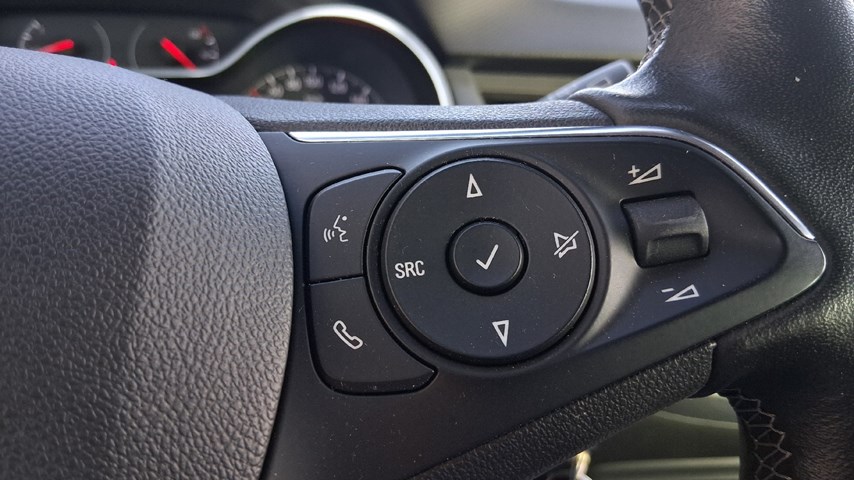 RABLJENO VOZILO OPEL CROSSLAND BLITZ F 1,2 XHL MT6 Mehanički mjenjač BENZIN 224571