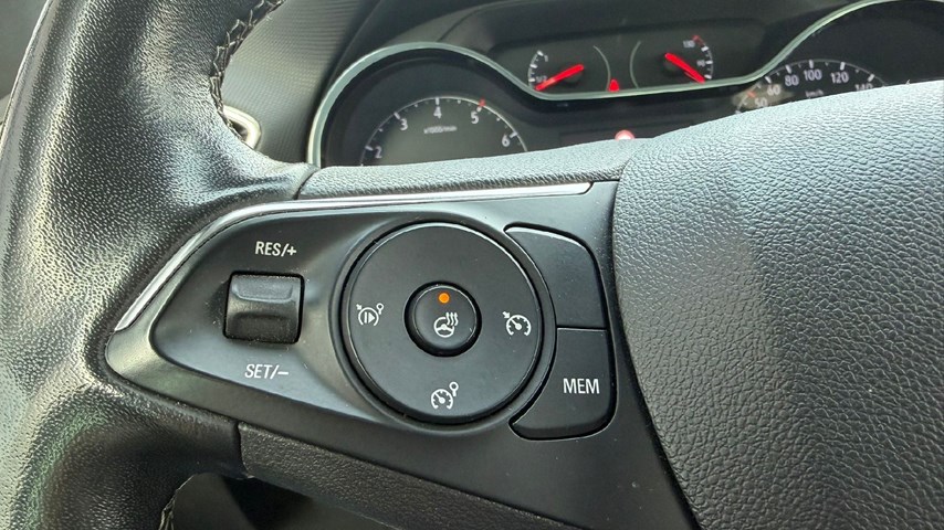 RABLJENO VOZILO OPEL CROSSLAND BLITZ F 1,2 XHL MT6 Mehanički mjenjač BENZIN 224573