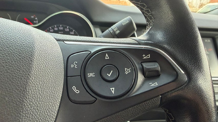 RABLJENO VOZILO OPEL CROSSLAND BLITZ F 1,2 XHL MT6 Mehanički mjenjač BENZIN 224573