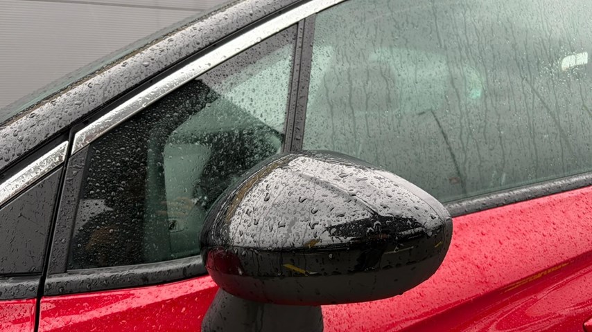 RABLJENO VOZILO OPEL CROSSLAND BLITZ F 1,2 XHL MT6 Mehanički mjenjač BENZIN 224540