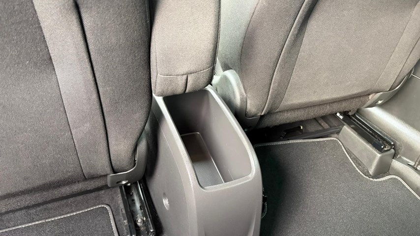 RABLJENO VOZILO OPEL CROSSLAND BLITZ F 1,5 DTH MT6 Mehanički mjenjač DIESEL 224569