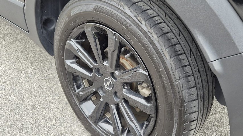 RABLJENO VOZILO OPEL CROSSLAND BLITZ F 1,5 DTH MT6 Mehanički mjenjač DIESEL 81457