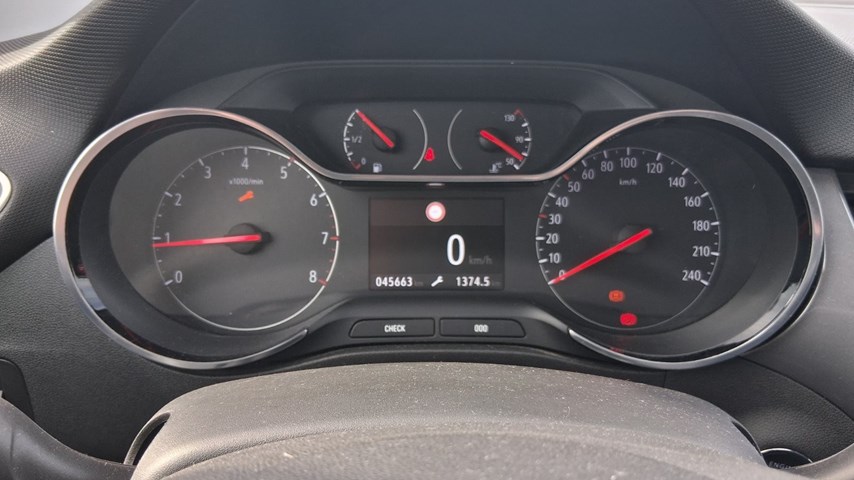 RABLJENO VOZILO OPEL CROSSLAND BLITZ F 1,5 DTH MT6 Mehanički mjenjač DIESEL 224568