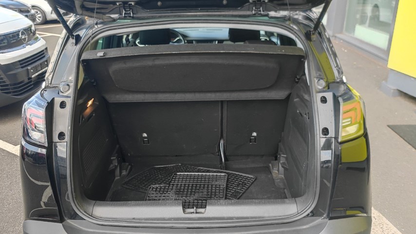 RABLJENO VOZILO OPEL CROSSLAND BLITZ F 1,5 DTH MT6 Mehanički mjenjač DIESEL 81328