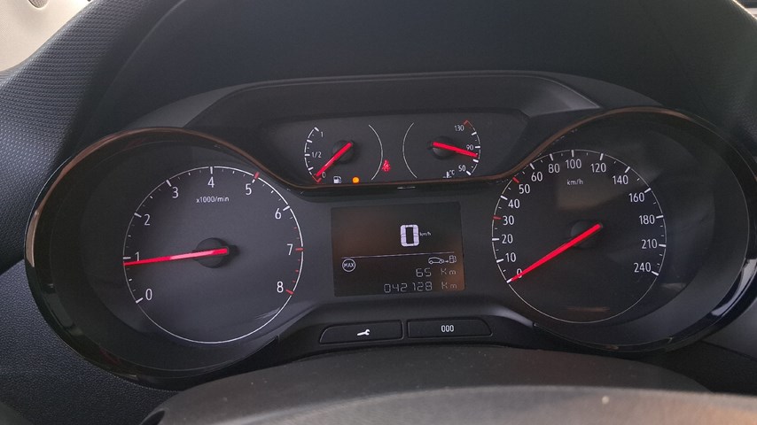 RABLJENO VOZILO OPEL CROSSLAND BUSINESS EDITION 1,2 Mehanički mjenjač BENZIN 20900