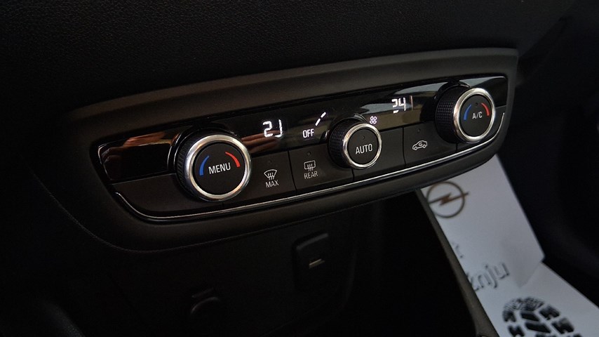 RABLJENO VOZILO OPEL CROSSLAND BUSINESS EDITION 1,2 Mehanički mjenjač BENZIN 20900