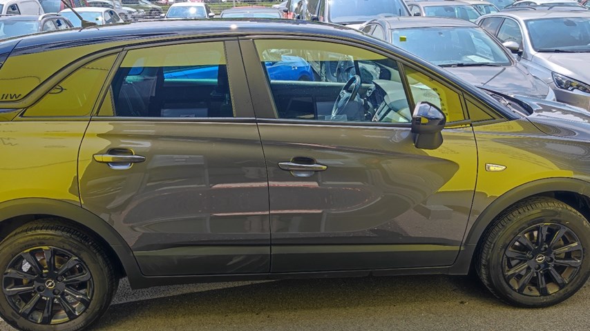 RABLJENO VOZILO OPEL CROSSLAND Design and Tech F 1,2 XHL MT6 Mehanički mjenjač BENZIN 224190