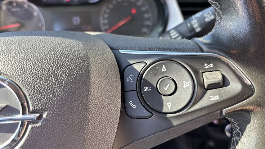 RABLJENO VOZILO OPEL CROSSLAND Design and Tech F 1,5 DTH MT6 Mehanički mjenjač DIESEL 81313