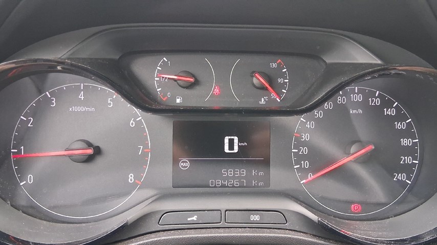 RABLJENO VOZILO OPEL CROSSLAND Design and Tech F 1,2 XHL MT6 Mehanički mjenjač BENZIN 224663