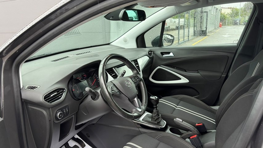 RABLJENO VOZILO OPEL CROSSLAND Design and Tech F 1,2 XHL MT6 Mehanički mjenjač BENZIN 224663