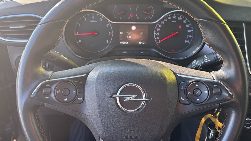 RABLJENO VOZILO OPEL CROSSLAND INNOVATION B 1,2 XHT Mehanički mjenjač BENZIN 224640