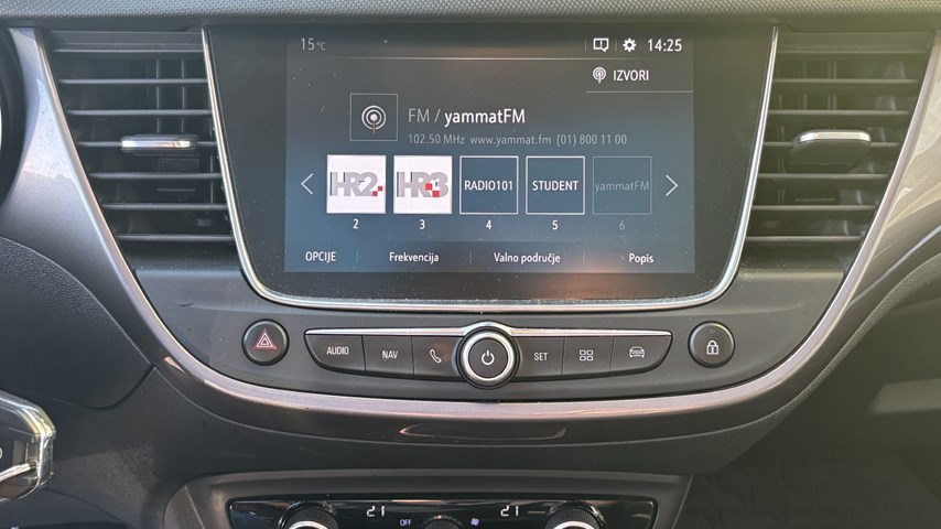 RABLJENO VOZILO OPEL CROSSLAND INNOVATION B 1,2 XHT Mehanički mjenjač BENZIN 224640