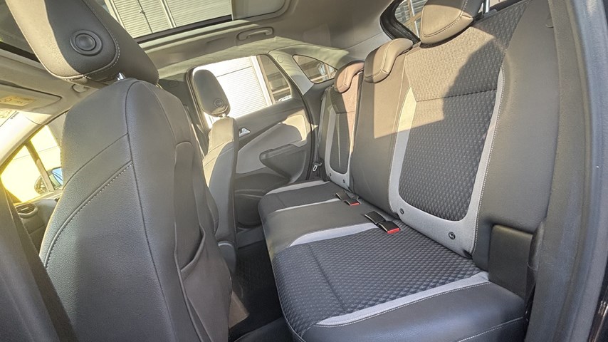 RABLJENO VOZILO OPEL CROSSLAND INNOVATION B 1,2 XHT Mehanički mjenjač BENZIN 224640