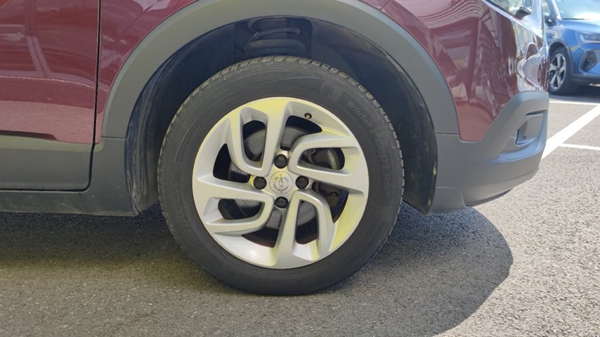 RABLJENO VOZILO OPEL CROSSLAND INNOVATION D1.2XHL MT6 Mehanički mjenjač BENZIN 223631