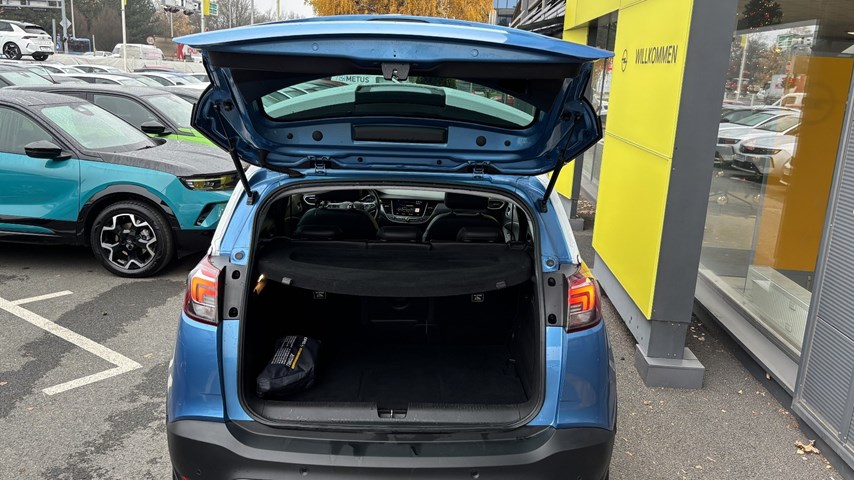 RABLJENO VOZILO OPEL CROSSLAND ULTIMATE 1,2 Mehanički mjenjač BENZIN 224538