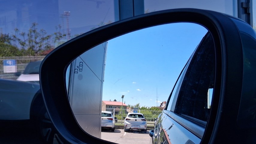 RABLJENO VOZILO OPEL CROSSLAND X 1,2 T Mehanički mjenjač BENZIN 65784