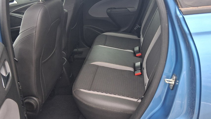 RABLJENO VOZILO OPEL CROSSLAND X 1,6 D Mehanički mjenjač DIESEL 222916