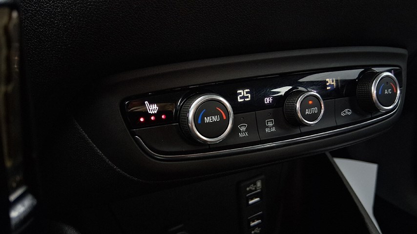 RABLJENO VOZILO OPEL CROSSLAND X 1,6 D Mehanički mjenjač DIESEL 222916