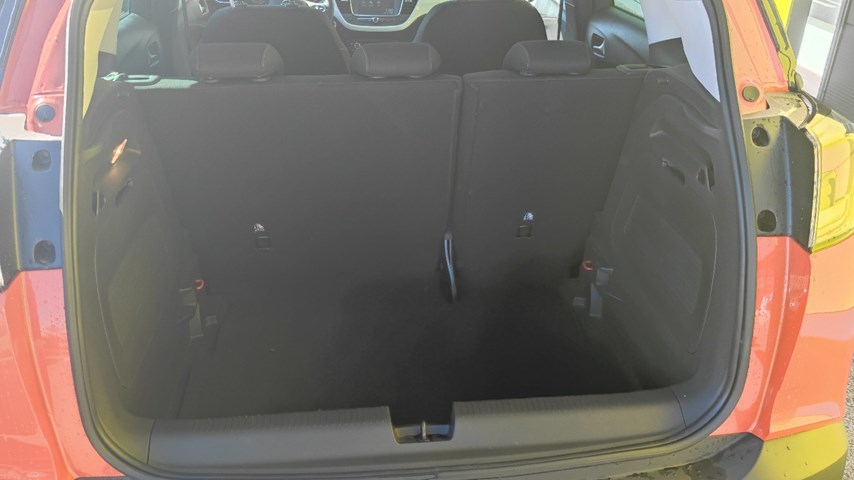 RABLJENO VOZILO OPEL CROSSLAND X Elegance Design&Tech 1,2 MT6 Mehanički mjenjač BENZIN 67131