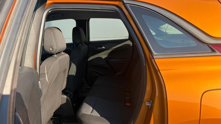 RABLJENO VOZILO OPEL CROSSLAND X ENJOY B 1,2 XHL Mehanički mjenjač BENZIN 65771